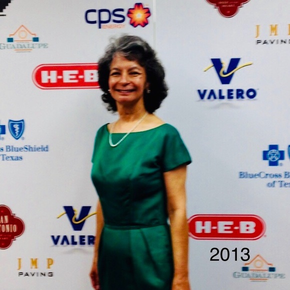 Meet your Posher-Rosa - Picture 6 of 16